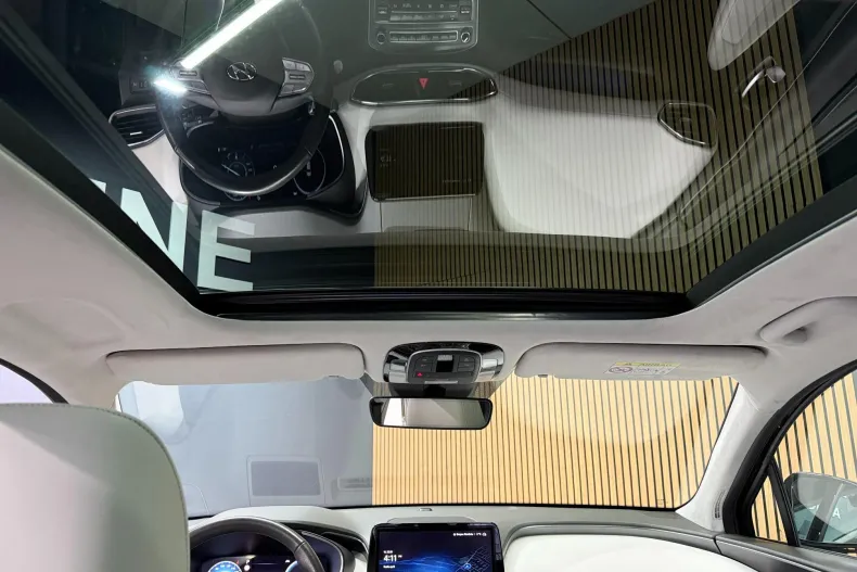 Hyundai SANTA FE din 2022 cu 41.457 km - oferta HYU179827 - foto 32