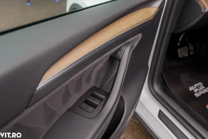 Tesla Model Y din 2022 cu 69.000 km - oferta TES179833 - foto 21