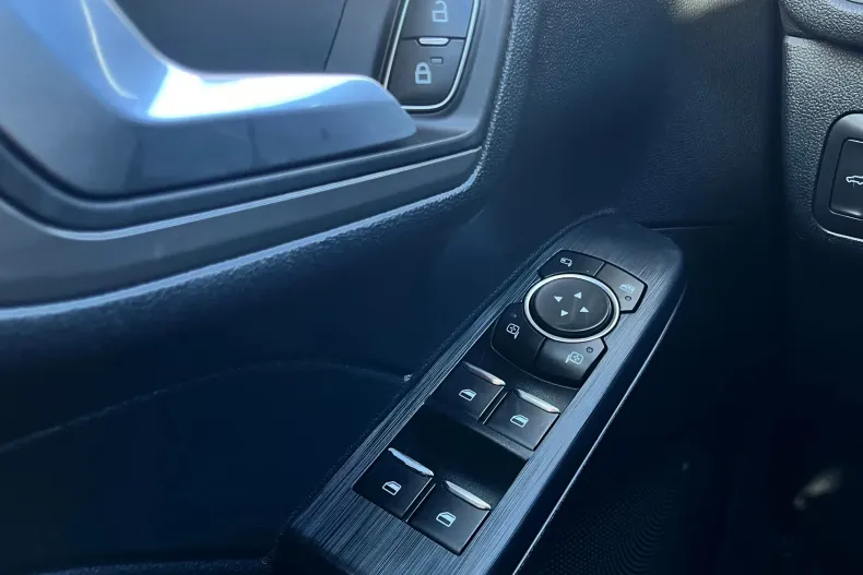 Ford Kuga din 2021 cu 153.012 km - oferta FOR179837 - foto 18