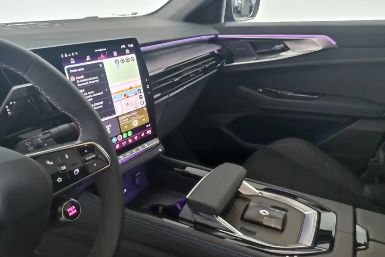 Renault Rafale din 2024 cu 4.100 km - oferta REN179838 - foto 13