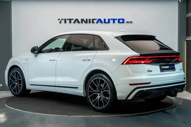 Audi Q8 din 2022 cu 44.221 km - oferta AUD179841 - foto 3