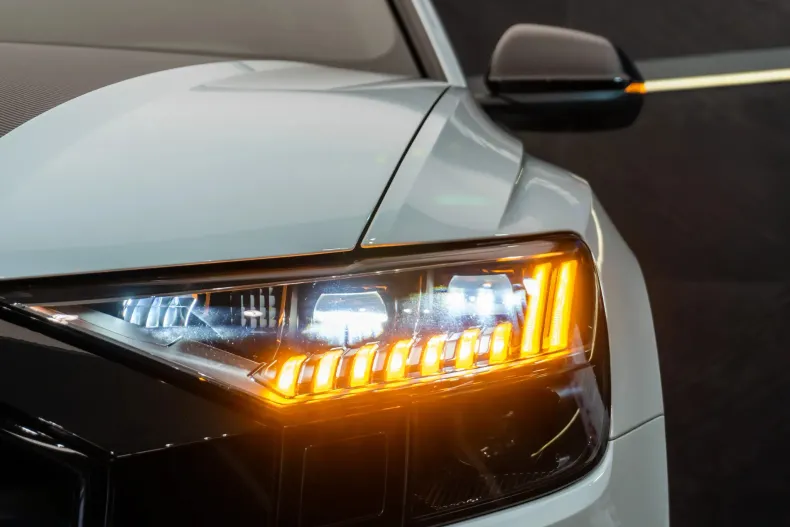 Audi Q8 din 2022 cu 44.221 km - oferta AUD179841 - foto 12