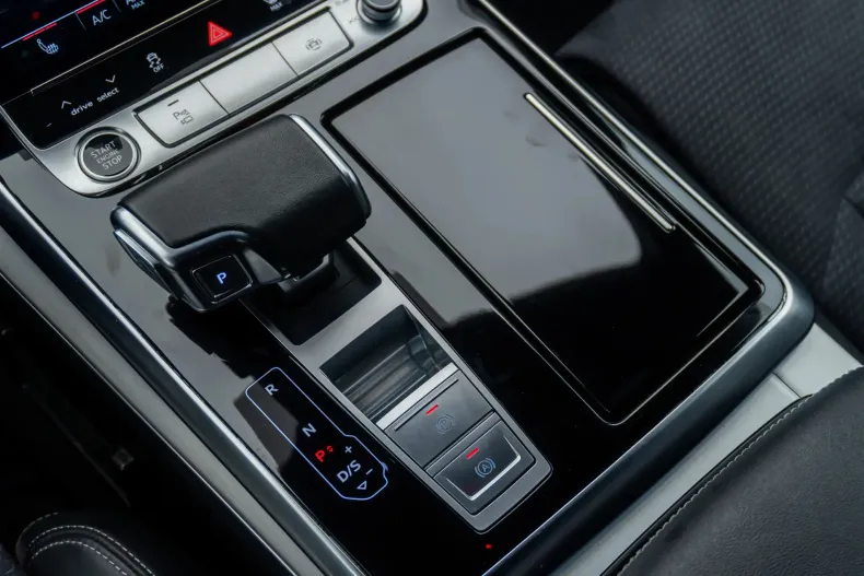 Audi Q8 din 2022 cu 44.221 km - oferta AUD179841 - foto 27