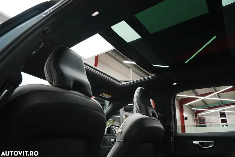 Volvo XC60 din 2022 cu 109.000 km - oferta VOL179843 - foto 25