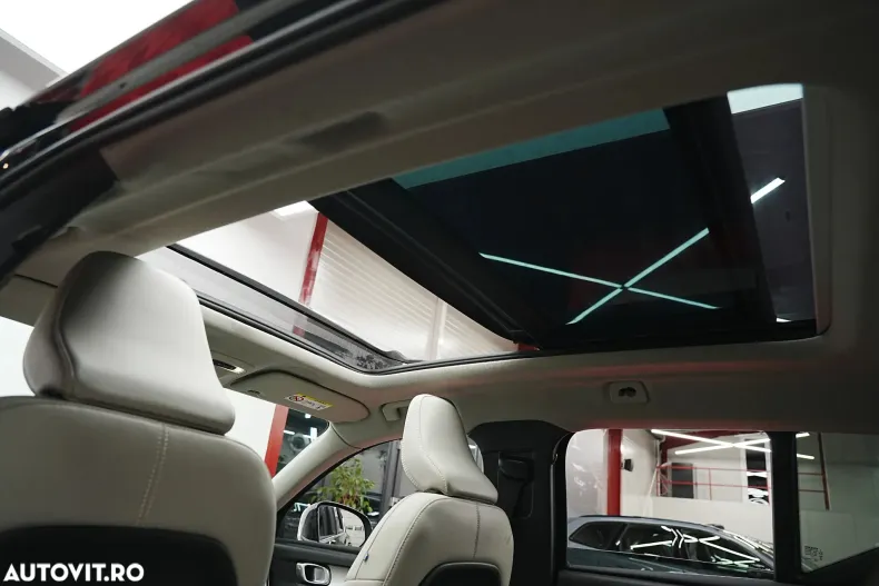 Volvo XC40 din 2021 cu 174.000 km - oferta VOL179845 - foto 22