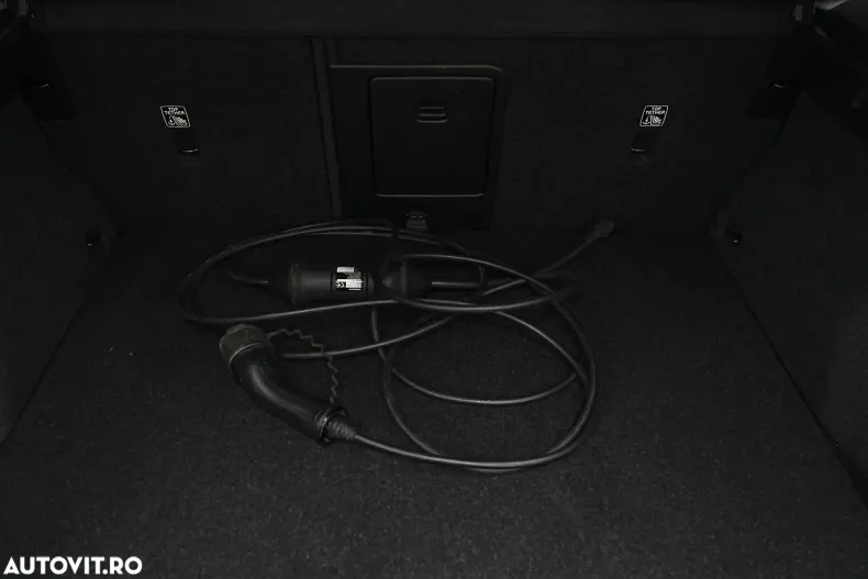 Volvo XC40 din 2021 cu 174.000 km - oferta VOL179845 - foto 23