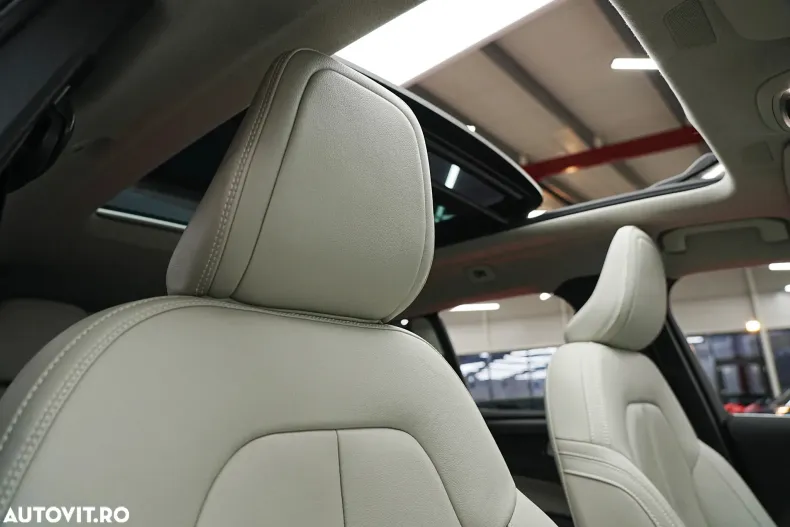 Volvo XC40 din 2021 cu 174.000 km - oferta VOL179845 - foto 26