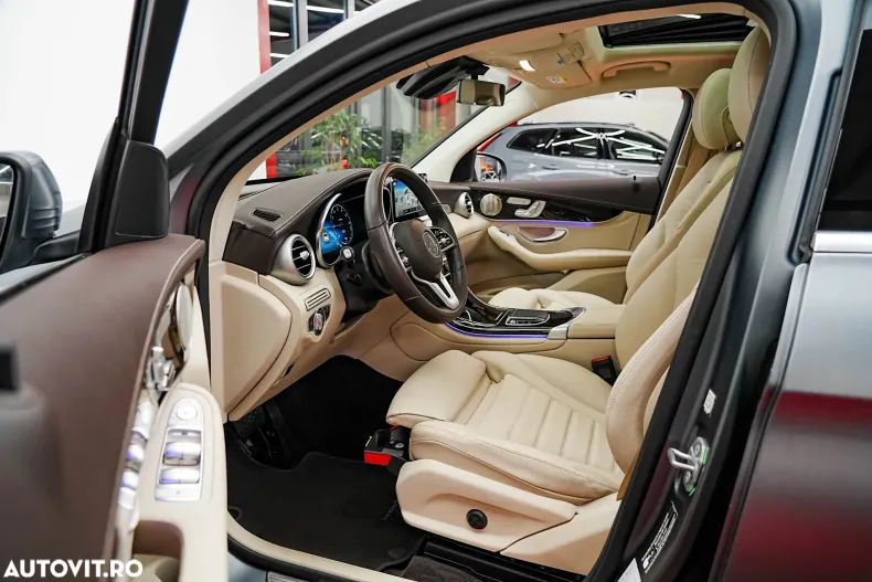 Mercedes-Benz GLC Coupe din 2021 cu 111.000 km - oferta MER179847 - foto 4