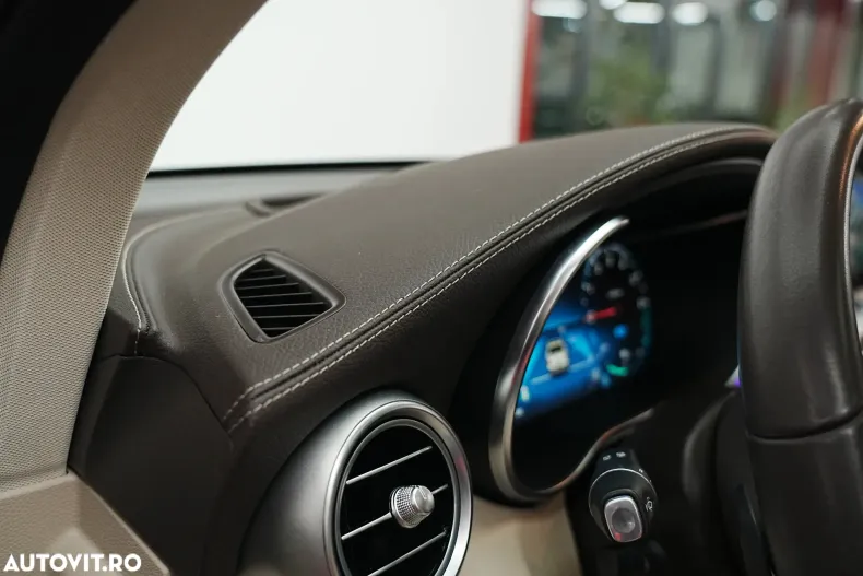 Mercedes-Benz GLC Coupe din 2021 cu 111.000 km - oferta MER179847 - foto 36