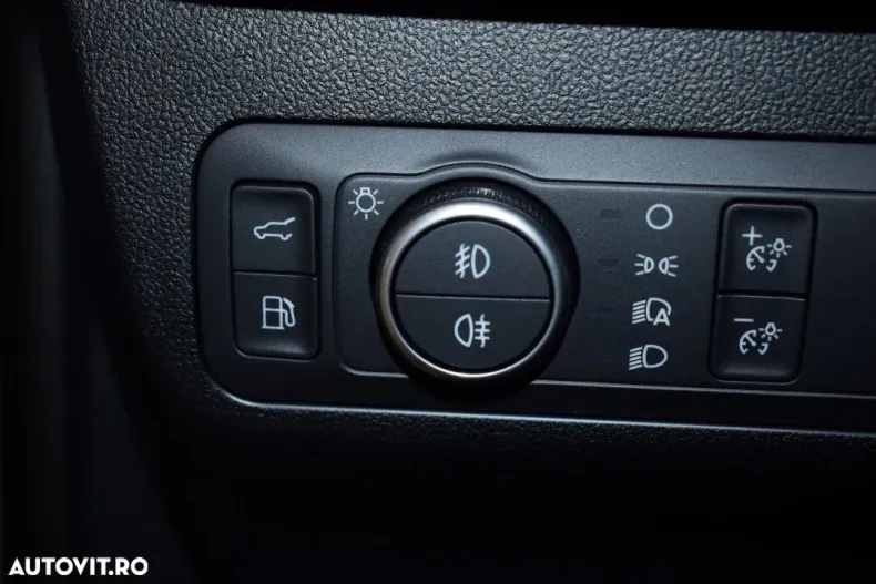 Ford Kuga din 2025 cu 1 km - oferta FOR179854 - foto 26