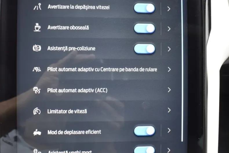 Ford Capri din 2025 cu 1 km - oferta FOR179859 - foto 26