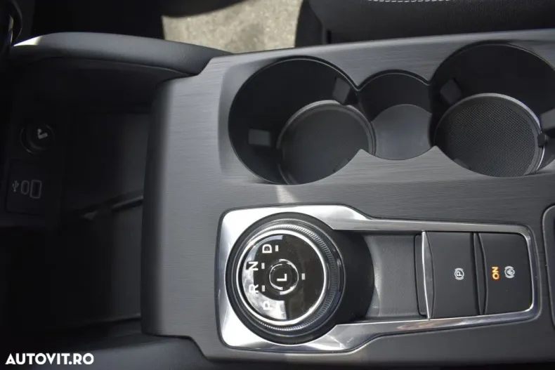 Ford Kuga din 2025 cu 1 km - oferta FOR179860 - foto 35