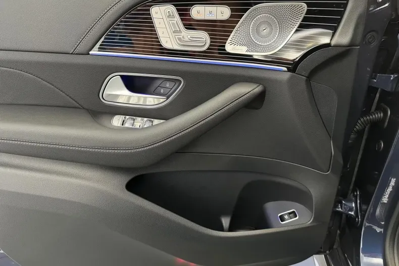 Mercedes-Benz GLE din 2025 cu 8.500 km - oferta MER179864 - foto 8