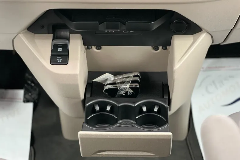 Volkswagen Multivan din 2024 cu 95.620 km - oferta VOL179871 - foto 22