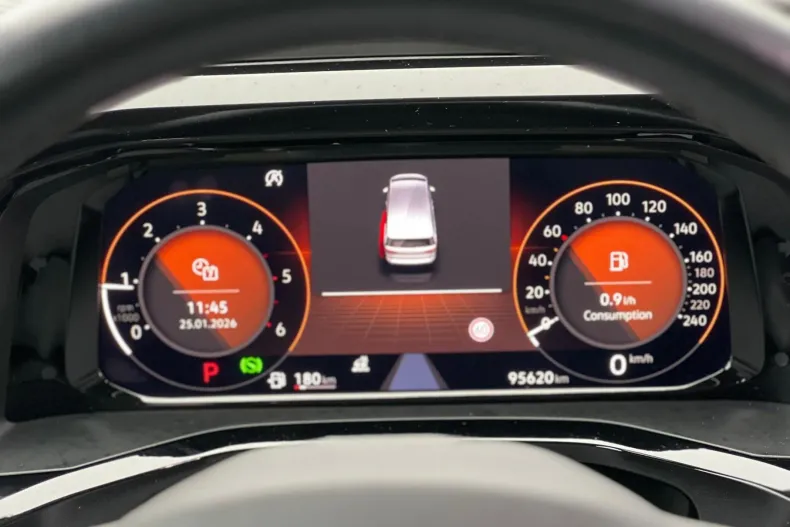 Volkswagen Multivan din 2024 cu 95.620 km - oferta VOL179871 - foto 26