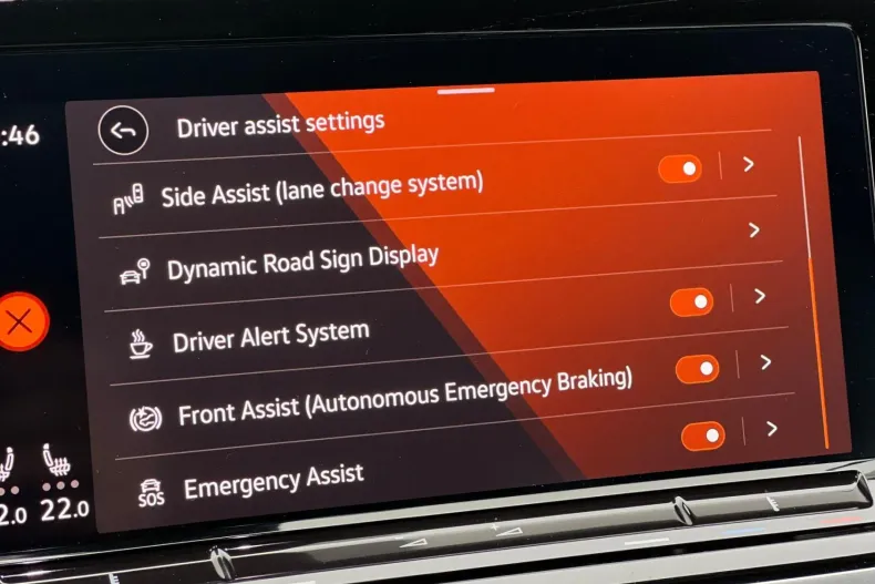 Volkswagen Multivan din 2024 cu 95.620 km - oferta VOL179871 - foto 36