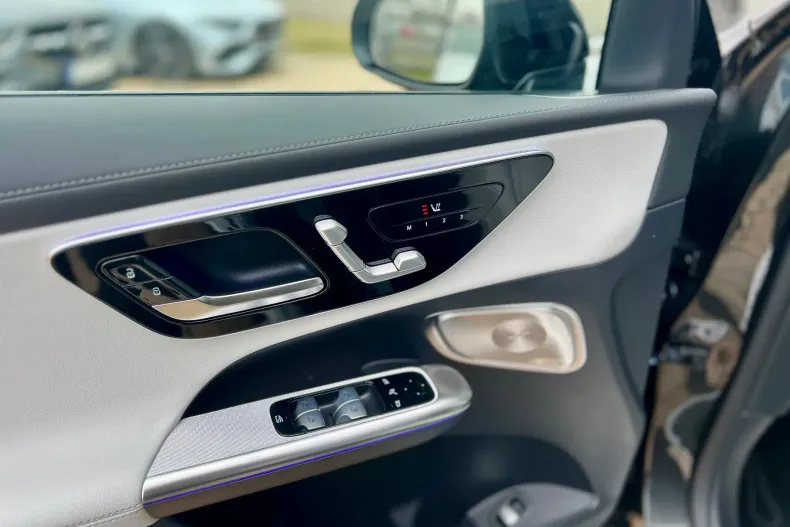 Mercedes-Benz GLC Coupe din 2025 cu 4 km - oferta MER179879 - foto 9