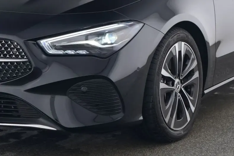 Mercedes-Benz CLA (Clasa CLA) din 2024 cu 9.490 km - oferta MER179882 - foto 3