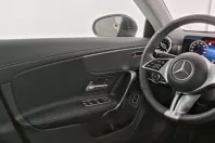 Mercedes-Benz CLA (Clasa CLA) din 2024 cu 9.490 km - oferta MER179882 - foto 8