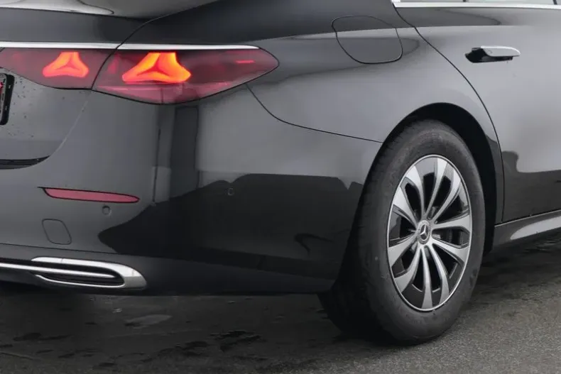 Mercedes-Benz E din 2024 cu 13.950 km - oferta MER179884 - foto 9