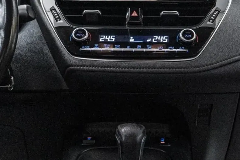 Toyota Corolla din 2022 cu 118.039 km - oferta TOY179889 - foto 4