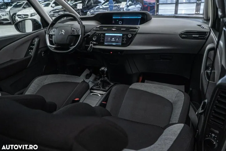 Citroën C4 Grand Space Tourer din 2021 cu 175.000 km - oferta CIT179890 - foto 2