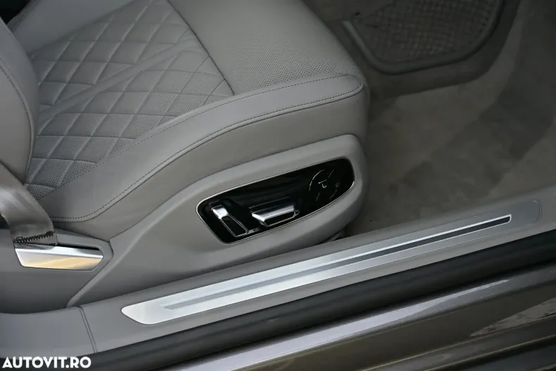 Audi A8 din 2020 cu 96.282 km - oferta AUD179893 - foto 12