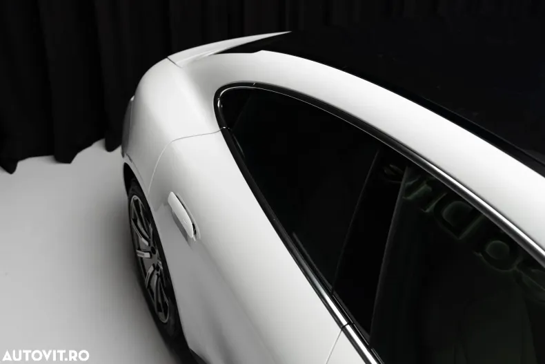Porsche Taycan din 2020 cu 43 km - oferta POR179897 - foto 21