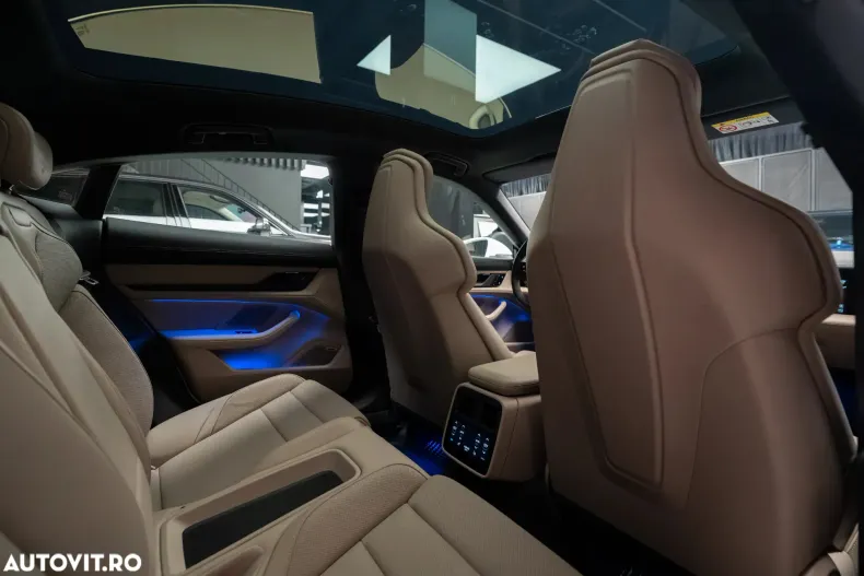 Porsche Taycan din 2020 cu 43 km - oferta POR179897 - foto 26