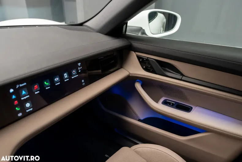 Porsche Taycan din 2020 cu 43 km - oferta POR179897 - foto 35