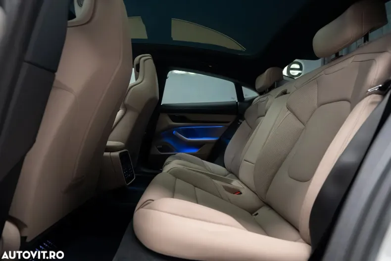 Porsche Taycan din 2020 cu 43 km - oferta POR179897 - foto 37