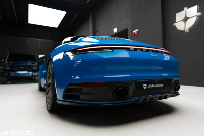 Porsche 911 din 2023 cu 8.800 km - oferta POR179898 - foto 6