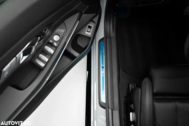 BMW M3 din 2023 cu 17 km - oferta BMW179900 - foto 8