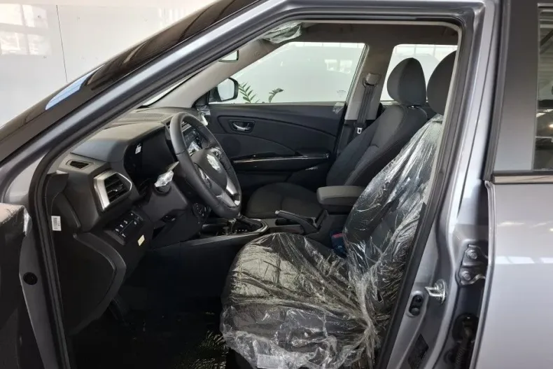 KG Mobility Tivoli din 2024 cu 10 km - oferta KGM179906 - foto 10