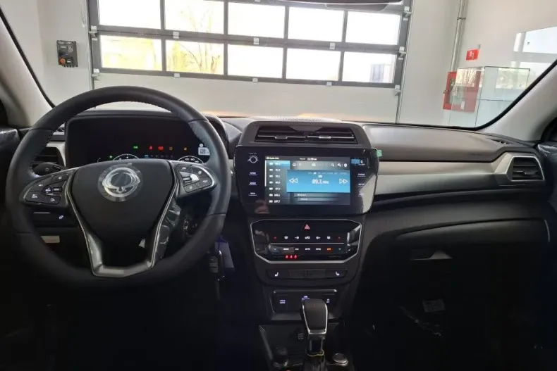 KG Mobility Tivoli din 2024 cu 10 km - oferta KGM179906 - foto 12