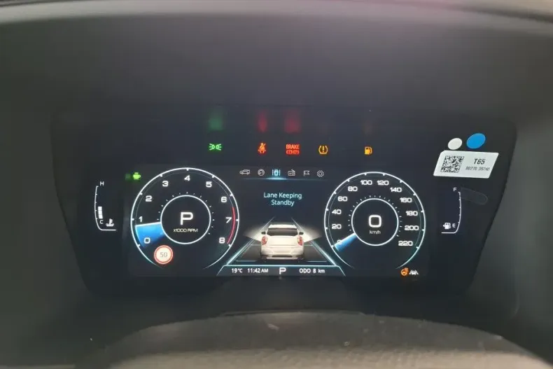 KG Mobility Tivoli din 2024 cu 10 km - oferta KGM179906 - foto 30