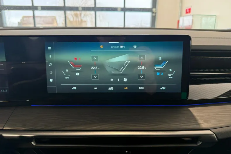 KG Mobility Actyon din 2025 cu 10 km - oferta KGM179907 - foto 24