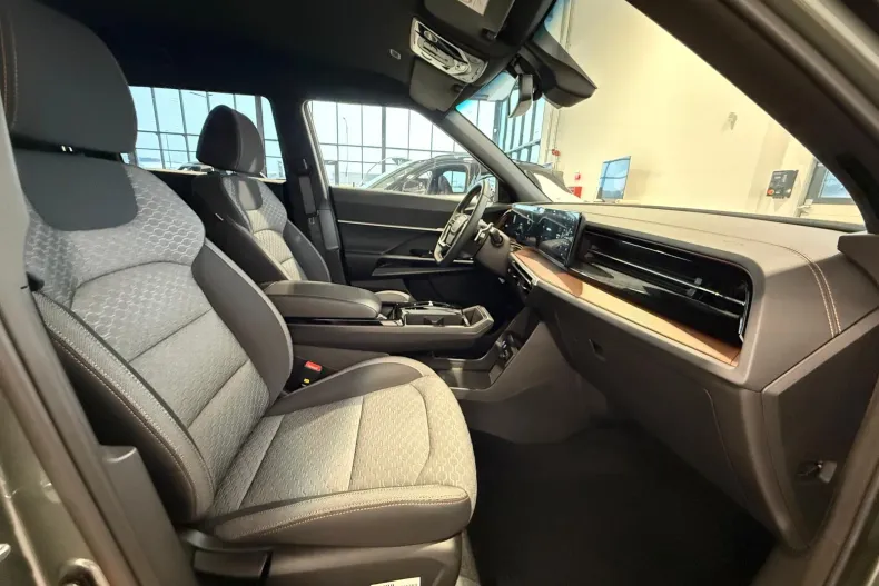 KG Mobility Torres din 2025 cu 10 km - oferta KGM179908 - foto 18