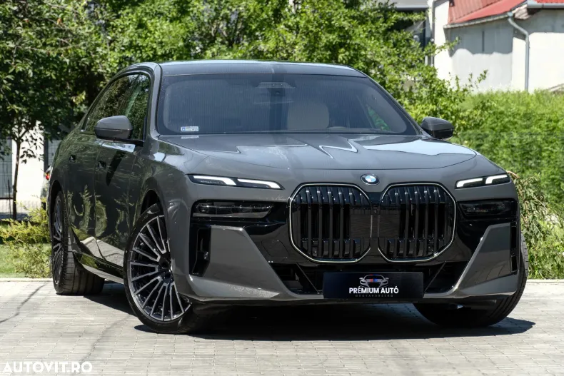 BMW Seria 7 din 2025 cu 11.200 km - oferta BMW179913 - foto 3