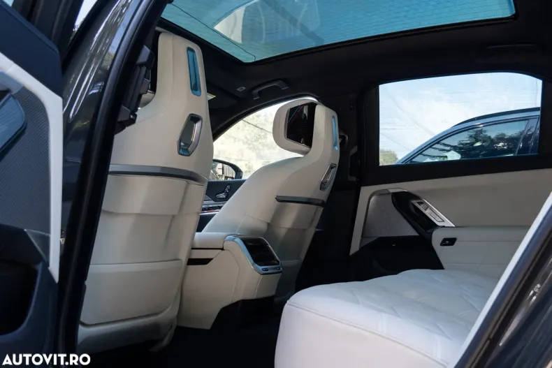 BMW Seria 7 din 2025 cu 11.200 km - oferta BMW179913 - foto 16