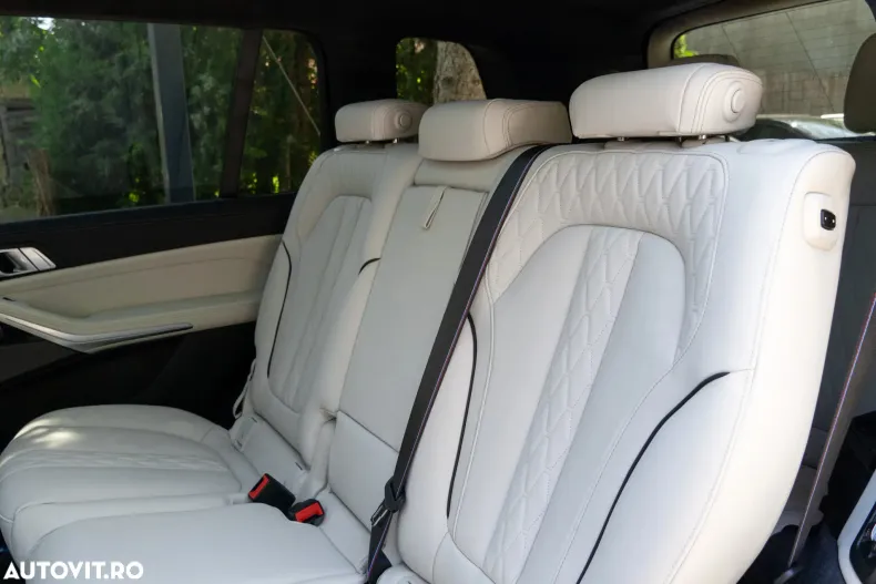BMW X7 din 2025 cu 18.900 km - oferta BMW179914 - foto 16