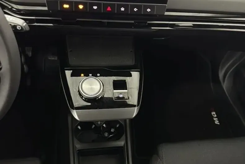 MG MG4 din 2023 cu 9.000 km - oferta MG0179925 - foto 14