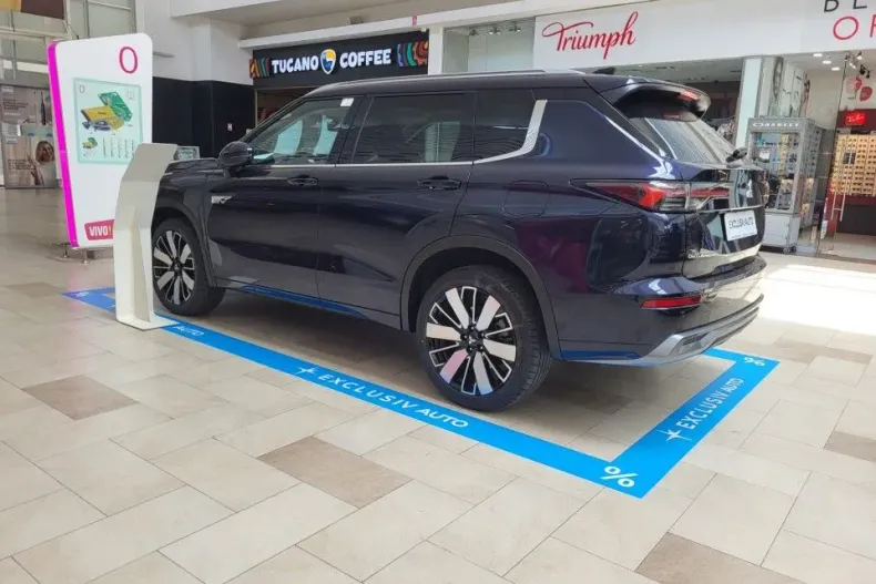 Mitsubishi Outlander din 2025 cu 1 km - oferta MIT179926 - foto 8