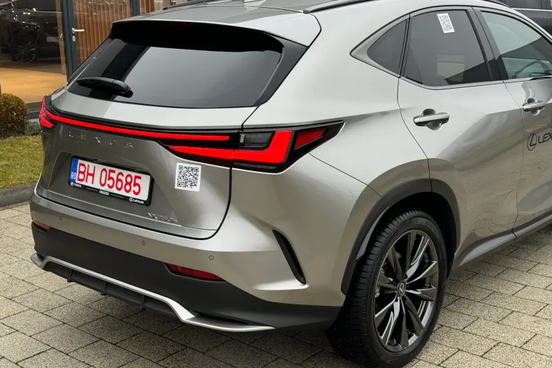 Lexus Seria NX din 2026 cu 680 km - oferta LEX179932 - foto 10