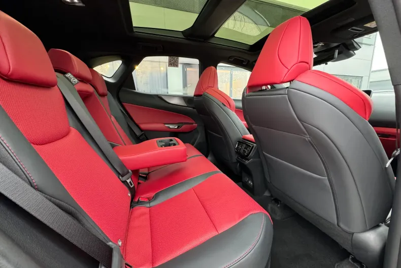 Lexus Seria NX din 2026 cu 680 km - oferta LEX179932 - foto 25