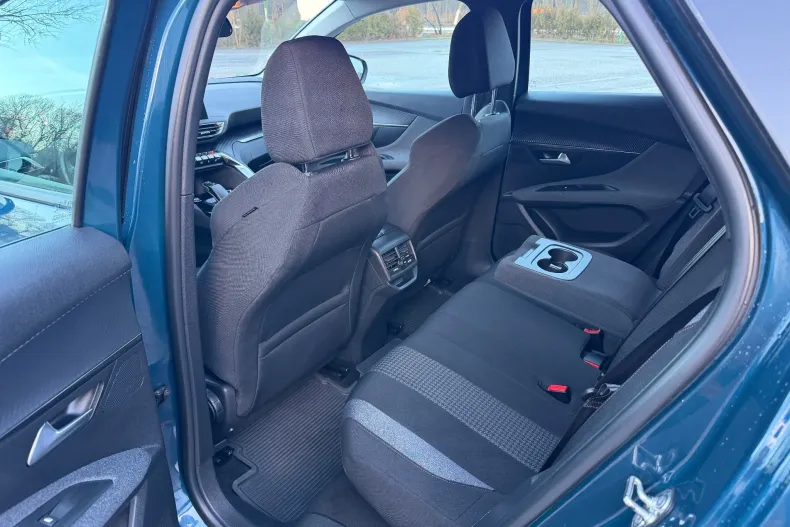 Peugeot 3008 din 2021 cu 65.612 km - oferta PEU179934 - foto 7