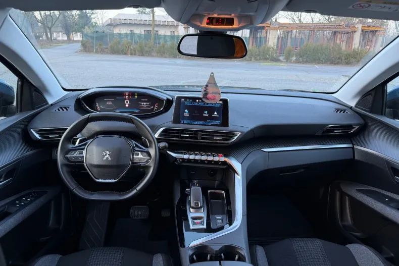 Peugeot 3008 din 2021 cu 65.612 km - oferta PEU179934 - foto 17
