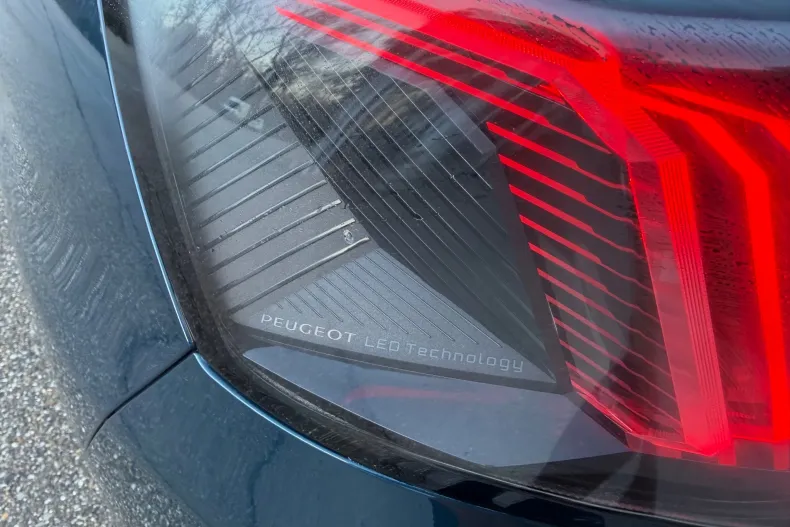 Peugeot 3008 din 2021 cu 65.612 km - oferta PEU179934 - foto 19