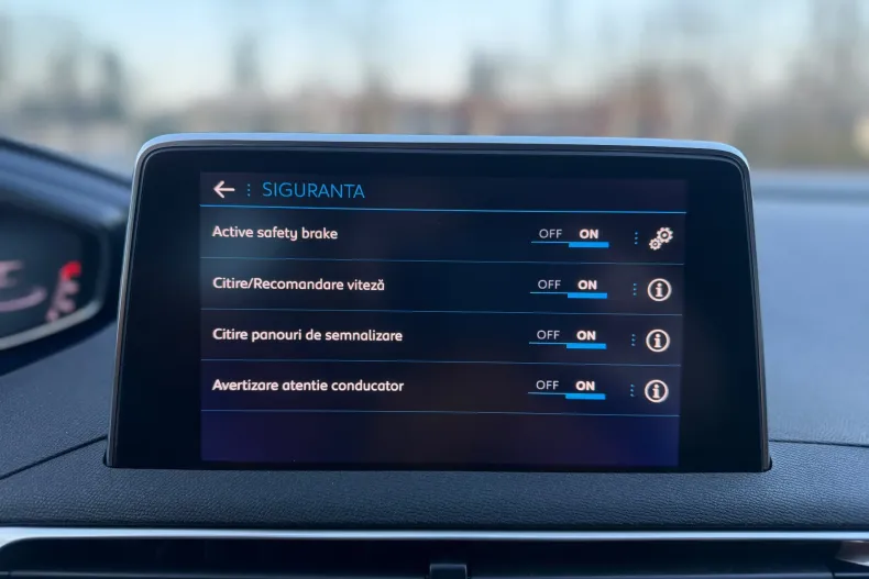 Peugeot 3008 din 2021 cu 65.612 km - oferta PEU179934 - foto 32