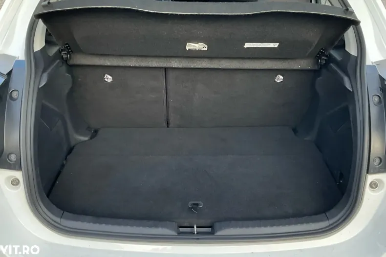 Toyota Yaris din 2022 cu 89.109 km - oferta TOY179944 - foto 12